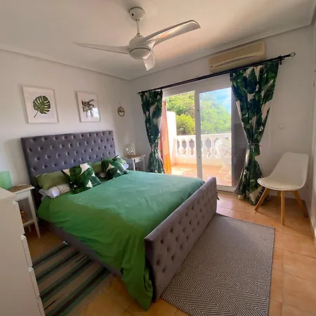 House For Up To 6 Guests With Pool Punta Prima Holiday home *